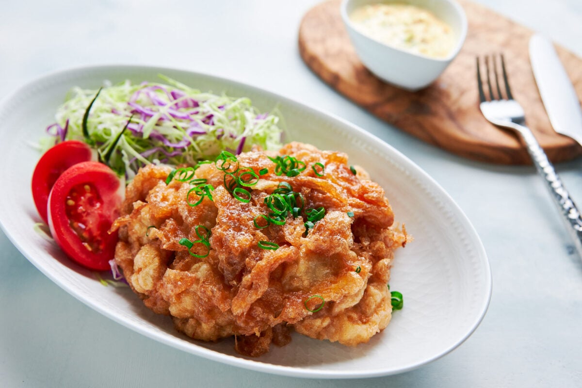 Sweet, savory, tangy, and crispy, Chicken Nanban is packed with contrasting tastes and textures that makes it irresistably addictive.