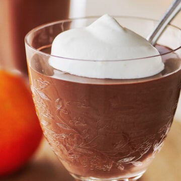 This decadently rich and creamy vegan chocolate pudding comes together from a handful of ingredients in under a minute.