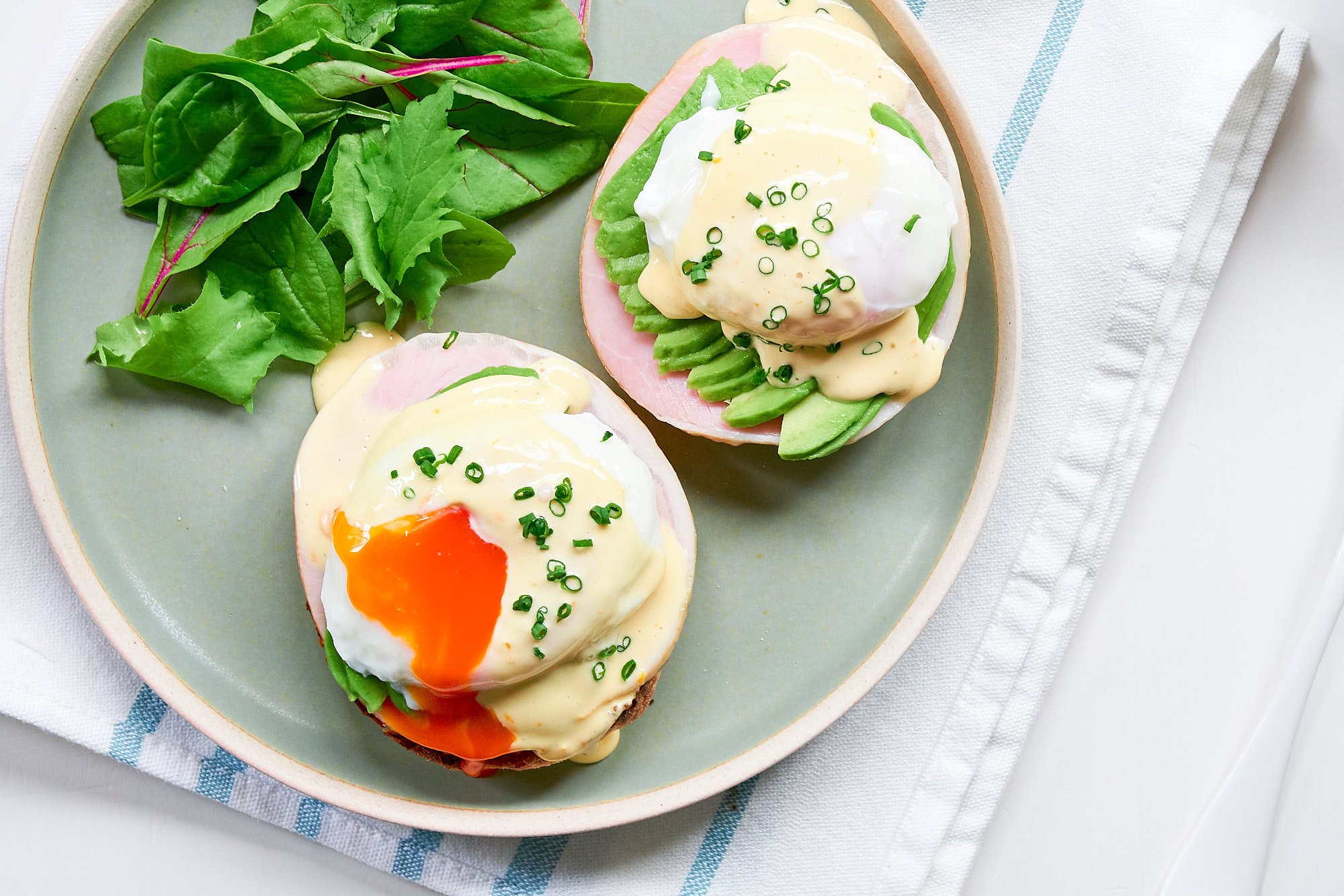 Making the best Eggs Benedict is easy with this step-by-step recipe.