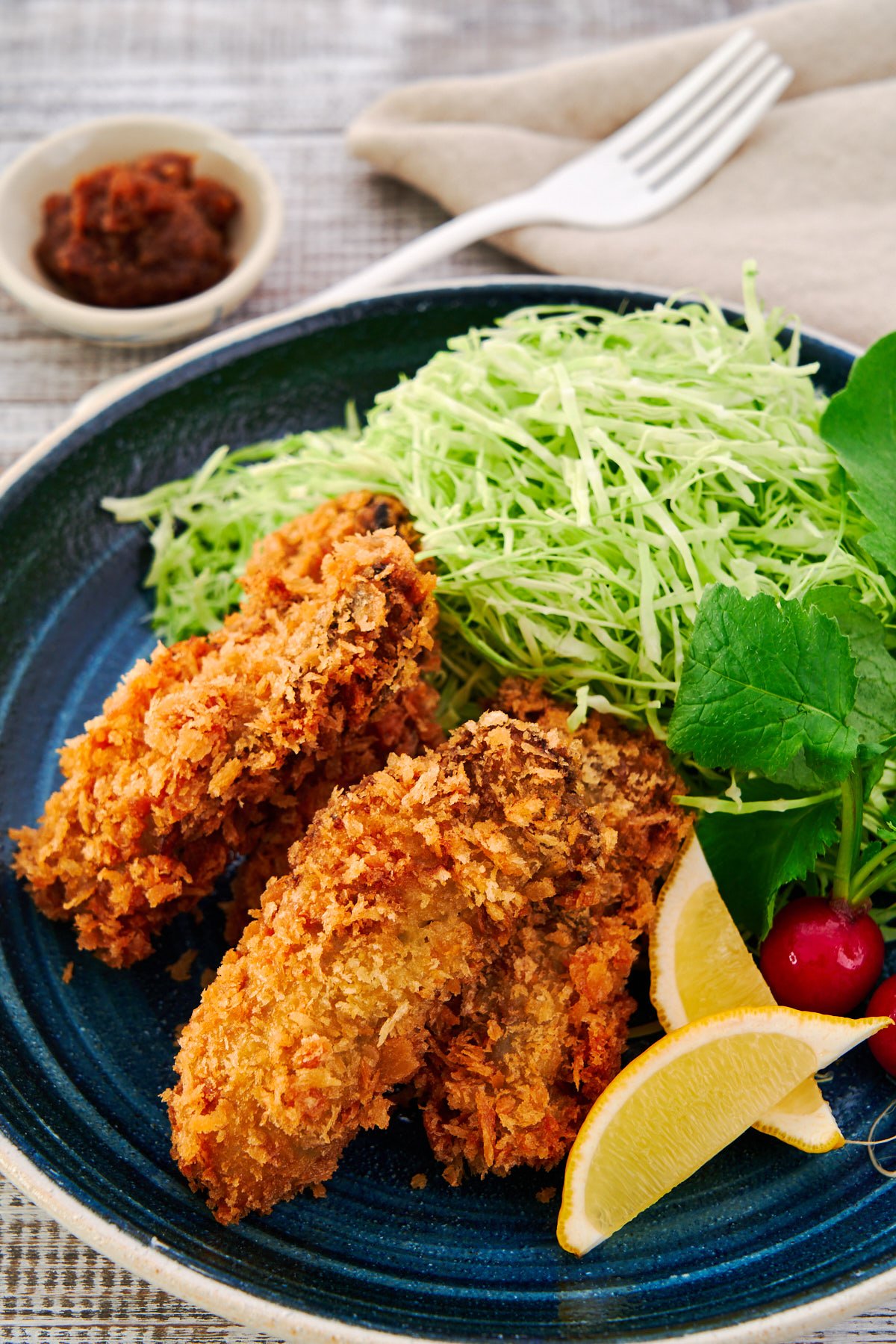 With an explosively crisp panko shell that gives way to a juicy oyster in the center, these Japanese panko fried oysters are a seafood lover's dream.