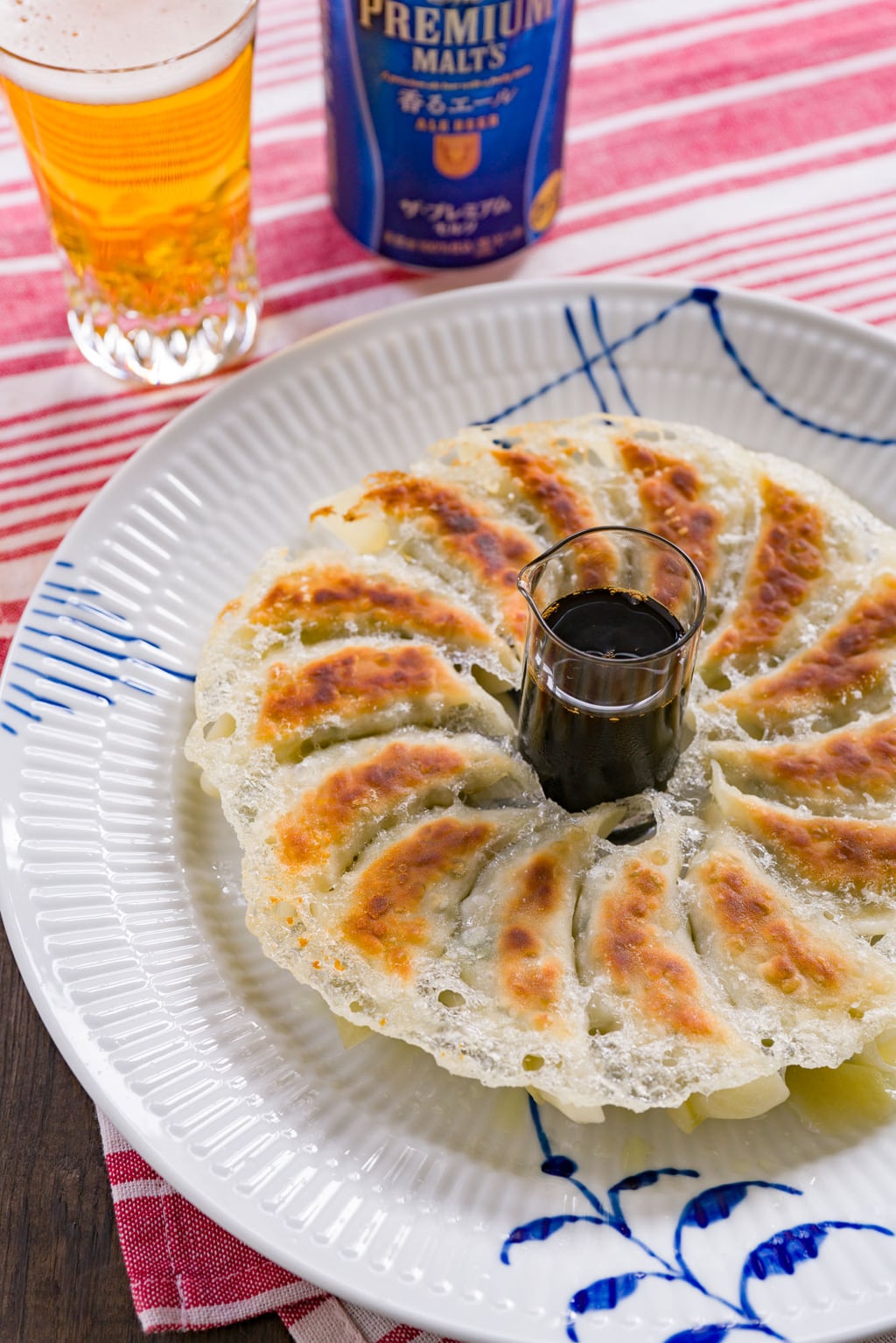 These ultra-crisp Gorgongyoza (gorgonzola potstickers), are filled with pork, garlic chives, cauliflower and creamy gorgonzola. Served with a balsamic soy sauce, they're irresistibly good!