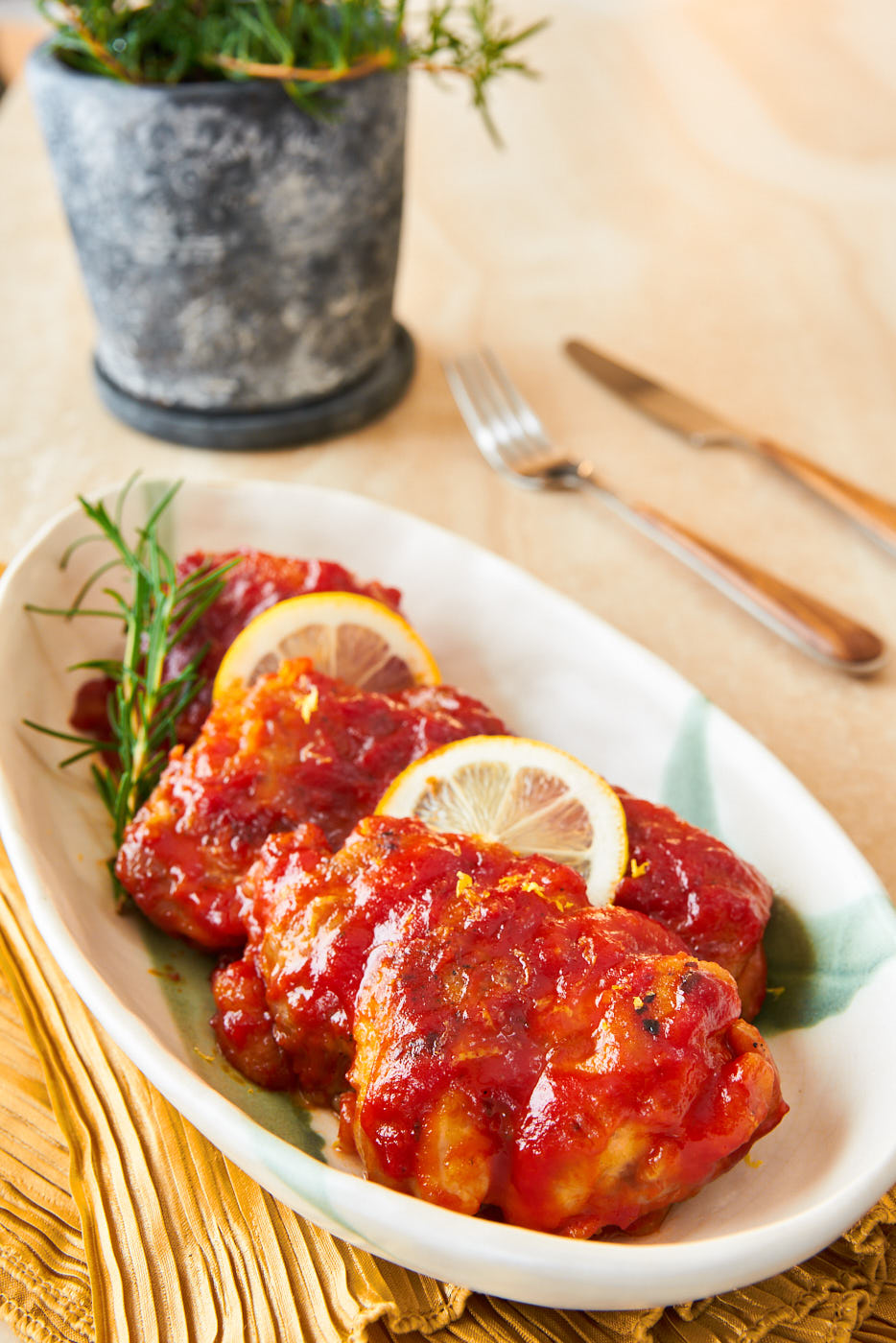 This easy Honey Lemon Chicken is the perfect weeknight entre with juicy chicken glazed in a tangy sweet sauce made from tomatoes, honey, lemon, and garlic.