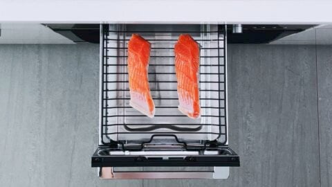 Grilling salted salmon.