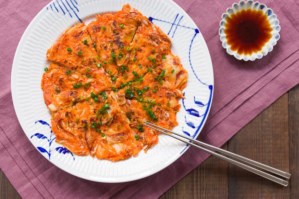 This easy kimchi pancke or Kimchijeon is loaded with pork, kimchi and scallions. 