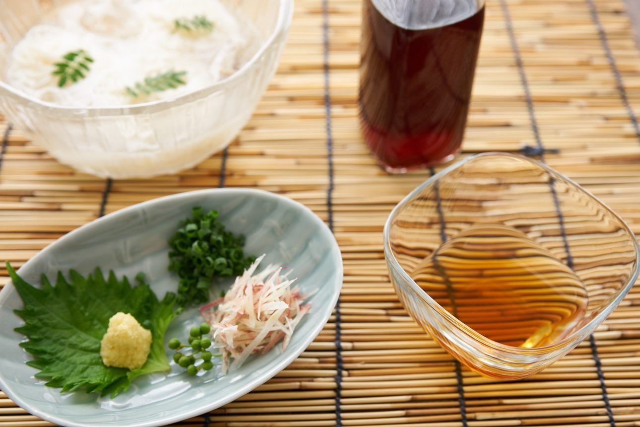 Making a batch of concentrated Mentsuyu (noodle soup base), is easy, and it makes having chilled noodles in summer even easier.