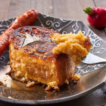 Pain Perdu has a crisp caramelized exterior with a rixh custardy interior that's redolent of butter and vanilla.