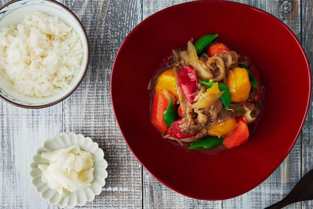 With just a handful of ingredients thrown in a pot and simmered for about 20 minutes, this easy Japanese beef and potato stew is comfort food at it's best.