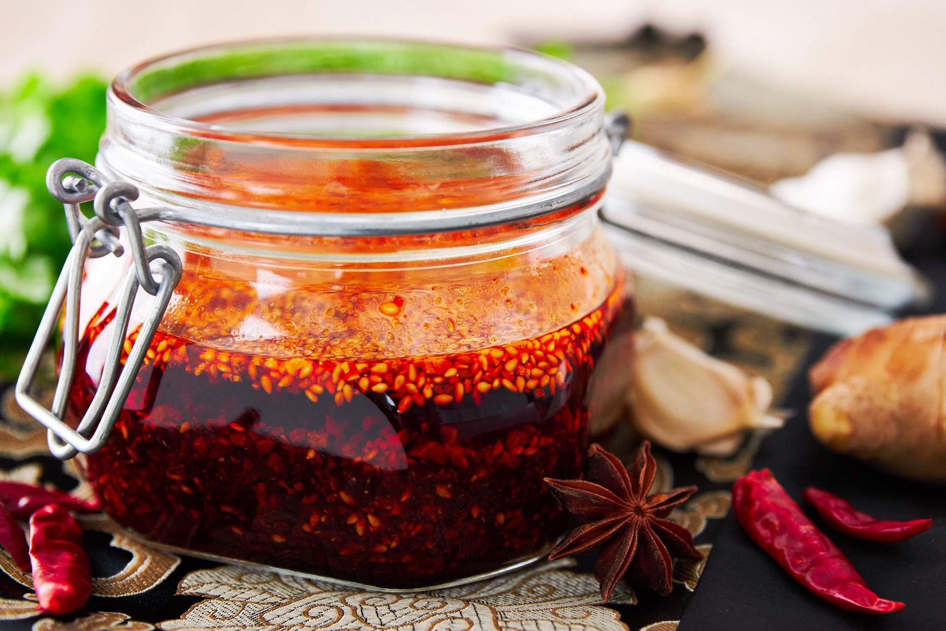 With crispy, garlic, sesame seeds and chili flakes, this delicious Chinese chili oil is a delightful condiment that's good on everything from hashbrowns to noodle soup.