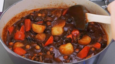 Simmering mushrooms and vegetables for vegan Japanese curry.