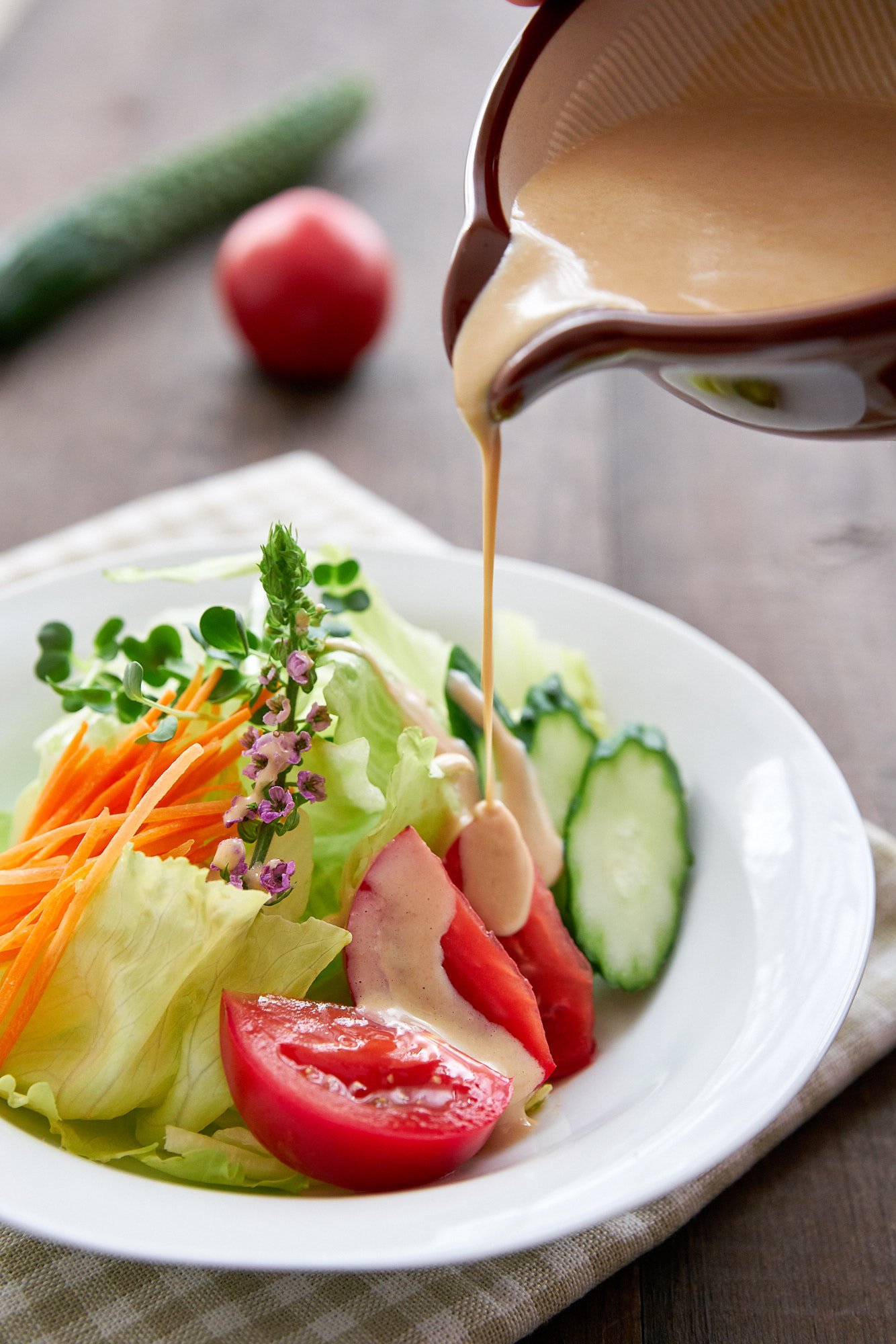 This creamy Japanese-style sesame wafu dressing is just like the ones at restaurants.