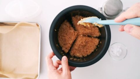 Dividing rice to make onigiri.